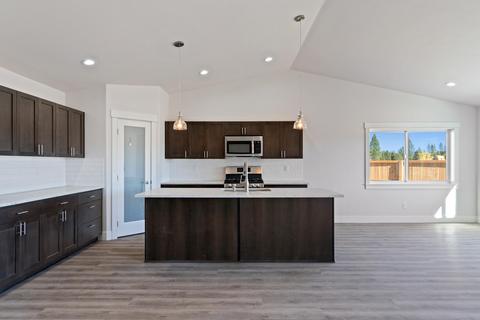 16504 Bishop Pine St, La Pine, OR 97739 photo 8