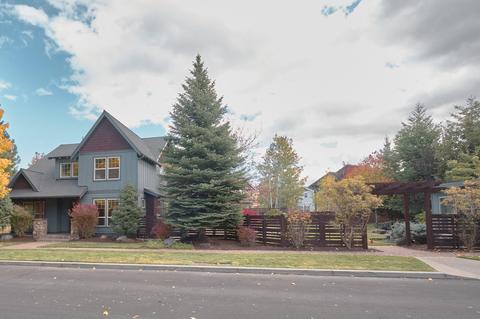 63100 Angler Ave, Bend, OR 97703 photo 2