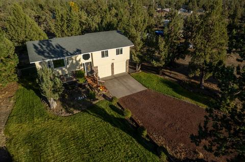 63458 Chaparrel Dr, Bend, OR 97701 photo 4