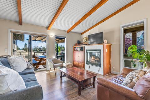 20322 Mariner Dr, Bend, OR 97703 photo 8