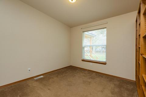 20079 Beaver Ln, Bend, OR 97703 photo 16