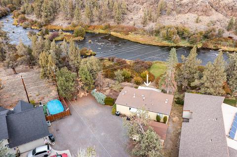 20088 Beaver Ln, Bend, OR 97703 photo 2