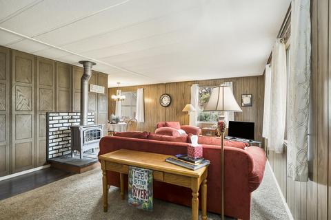 20088 Beaver Ln, Bend, OR 97703 photo 10