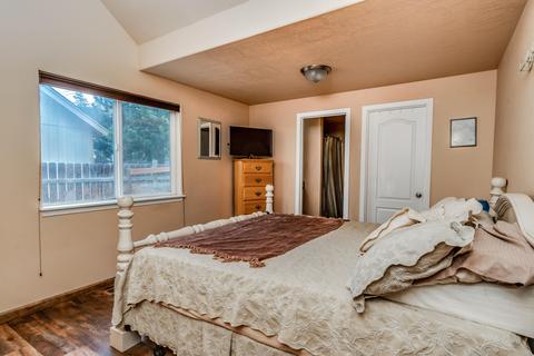 51404 Hinkle Way, La Pine, OR 97739 photo 6
