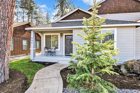 993 E Cascade Ave, Sisters, OR 97759 photo 2