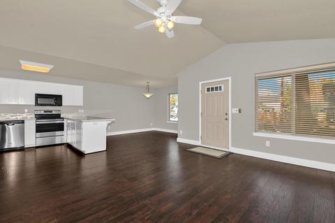 993 E Cascade Ave, Sisters, OR 97759 photo 5