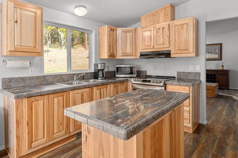 2417 Crowfoot Rd, Eagle Point, OR 97524 photo 9