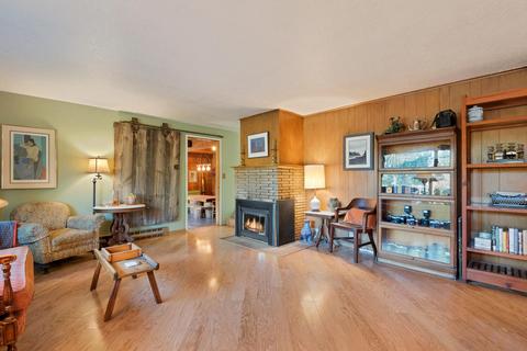 1111 NE Burnside Ave, Bend, OR 97701 photo 3