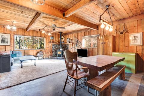 1111 NE Burnside Ave, Bend, OR 97701 photo 13