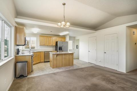 63172 Lancaster St, Bend, OR 97701 photo 8