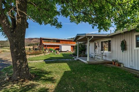 255 Worthington Rd, Eagle Point, OR 97524 photo 3