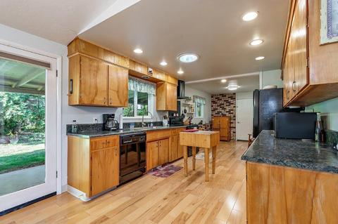 255 Worthington Rd, Eagle Point, OR 97524 photo 15