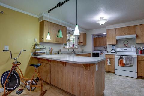 19455 Apache Rd, Bend, OR 97702 photo 5
