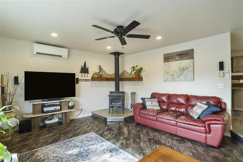 21574 Stub Pl, Bend, OR 97701 photo 8