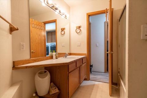 596 NE Brush Ct, Bend, OR 97701 photo 16
