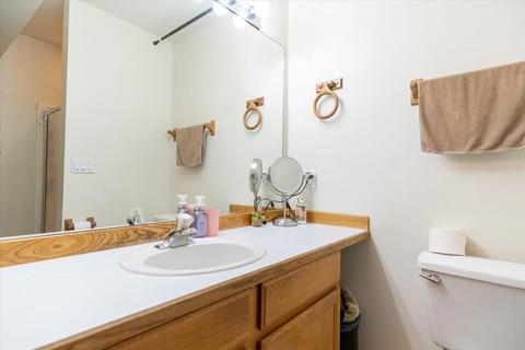 596 NE Brush Ct, Bend, OR 97701 photo 13