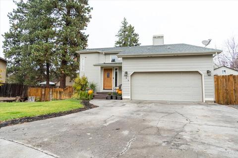 596 NE Brush Ct, Bend, OR 97701 photo 2