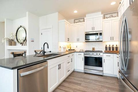 3704 NE Petrosa Ave, Bend, OR 97701 photo 5