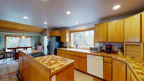 66895 West St, Bend, OR 97703 photo 7