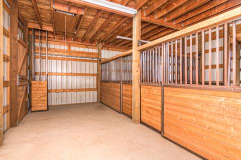 22170 Calgary Dr, Bend, OR 97702 photo 52