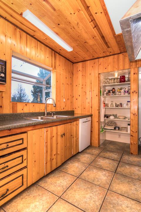22170 Calgary Dr, Bend, OR 97702 photo 18