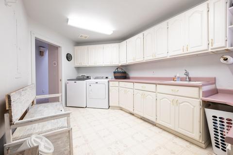 426 Phyllis Dr, Eagle Point, OR 97524 photo 32