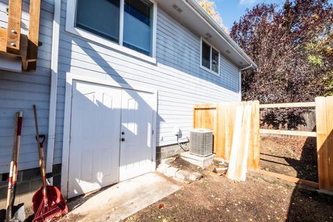 426 Phyllis Dr, Eagle Point, OR 97524 photo 40