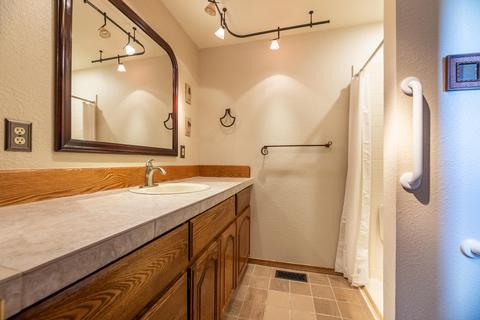 63242 Peterman Ln, Bend, OR 97701 photo 26