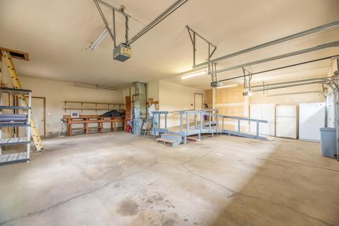 63242 Peterman Ln, Bend, OR 97701 photo 29