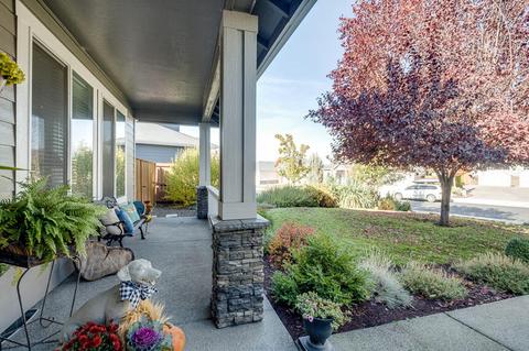 1048 Pumpkin Ridge Dr, Eagle Point, OR 97524 photo 7