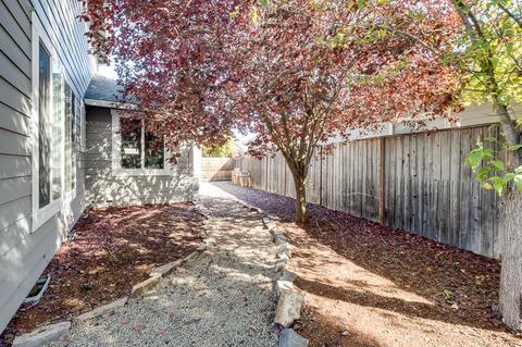 1048 Pumpkin Ridge Dr, Eagle Point, OR 97524 photo 42
