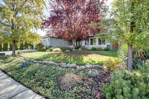 1048 Pumpkin Ridge Dr, Eagle Point, OR 97524 photo 4