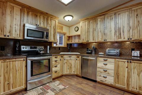67367 Gist Rd, Bend, OR 97703 photo 5