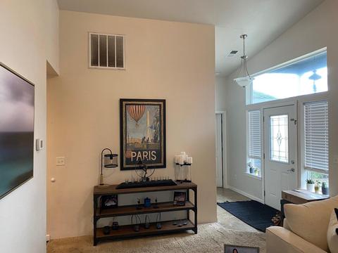 312 Live Oak Loop, Central Point, OR 97502 photo 2