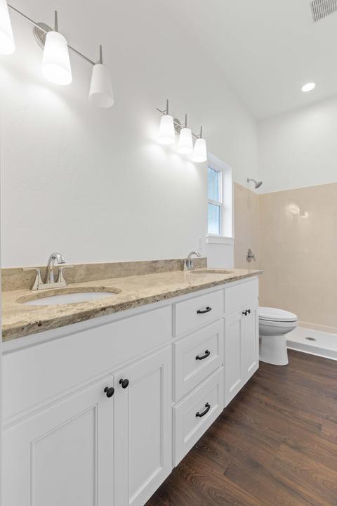 320 Everett Way, Talent, OR 97540 photo 23