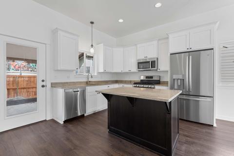 320 Everett Way, Talent, OR 97540 photo 16