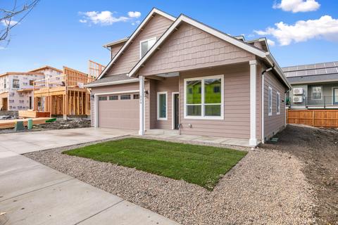 320 Everett Way, Talent, OR 97540 photo 4