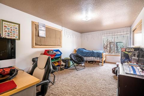 916 NW Ogden Ave, Bend, OR 97703 photo 22