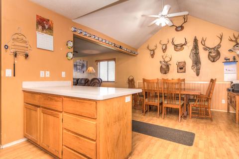 63339 Majestic Loop, Bend, OR 97701 photo 11