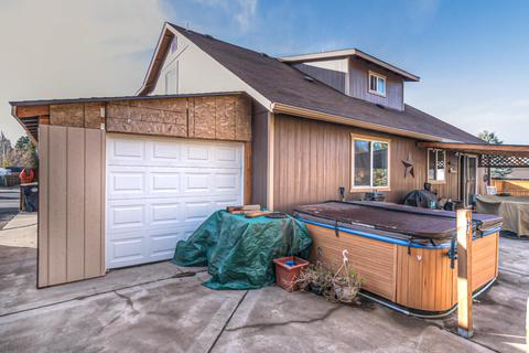 63339 Majestic Loop, Bend, OR 97701 photo 23