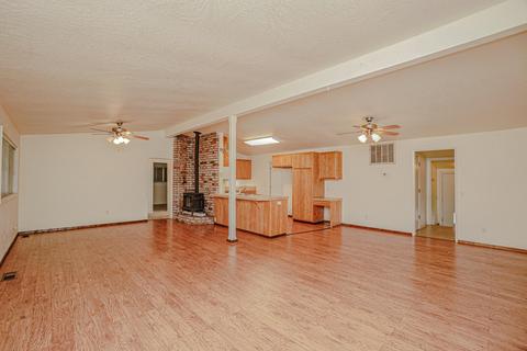 3634 Grant Rd, Central Point, OR 97502 photo 9