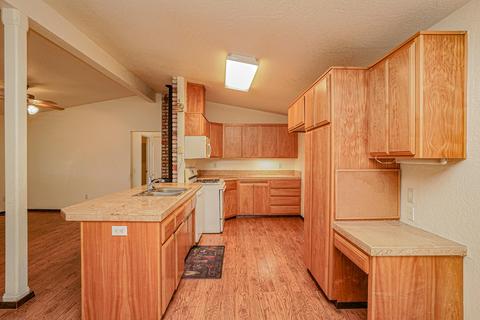3634 Grant Rd, Central Point, OR 97502 photo 15