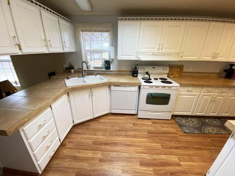 16776 Shadow Ct, La Pine, OR 97739 photo 8
