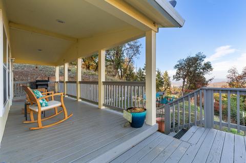 496 Wren Ridge Dr, Eagle Point, OR 97524 photo 18
