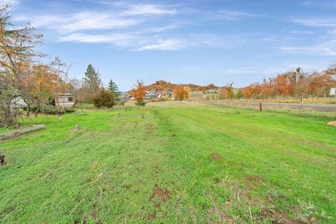 300 Riley Rd, Eagle Point, OR 97524 photo 29