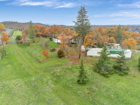 300 Riley Rd, Eagle Point, OR 97524 photo 5