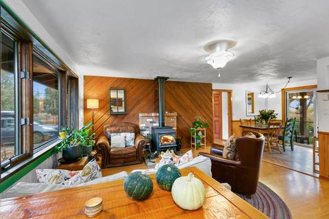 63401 Omer Dr, Bend, OR 97701 photo 7