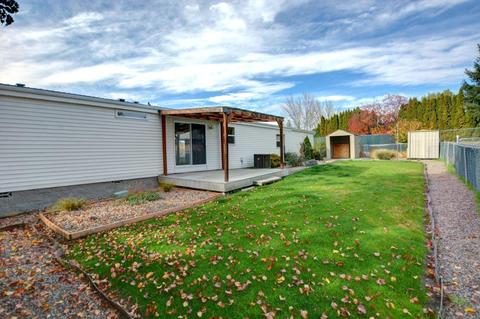 282 N Deanjou Ave, Eagle Point, OR 97524 photo 3