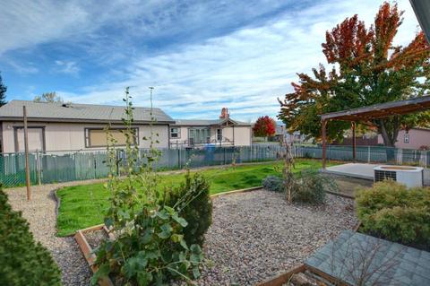 282 N Deanjou Ave, Eagle Point, OR 97524 photo 24
