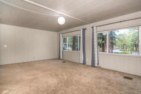 61029 Chuckanut Dr, Bend, OR 97702 photo 5